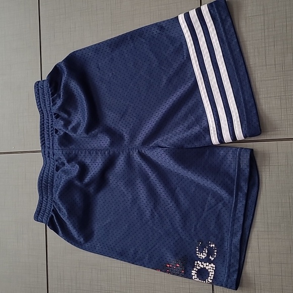 Adidas Shorts Size 7 - Picture 2 of 4
